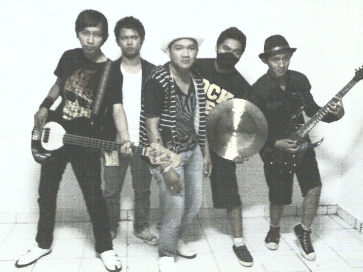 Galaxion, Group Band yang Ingin Go Nasional